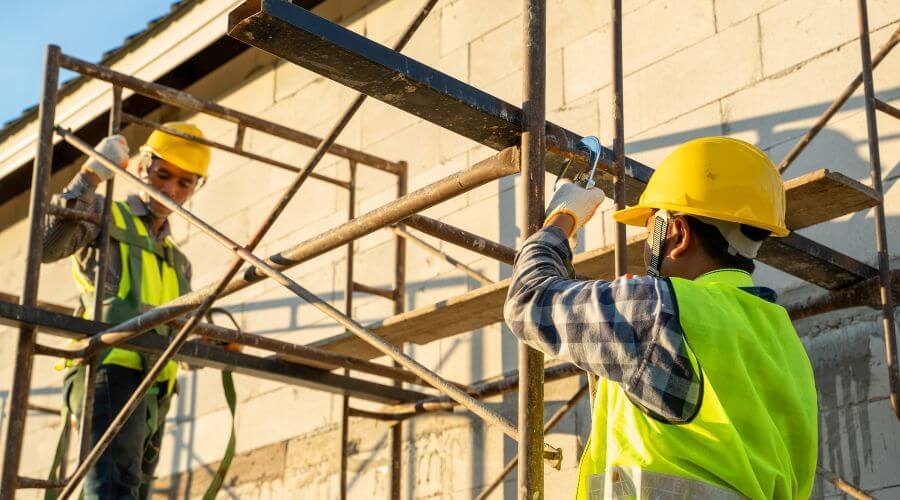 Professional fairlawn roofing services in Leadwood, MO
